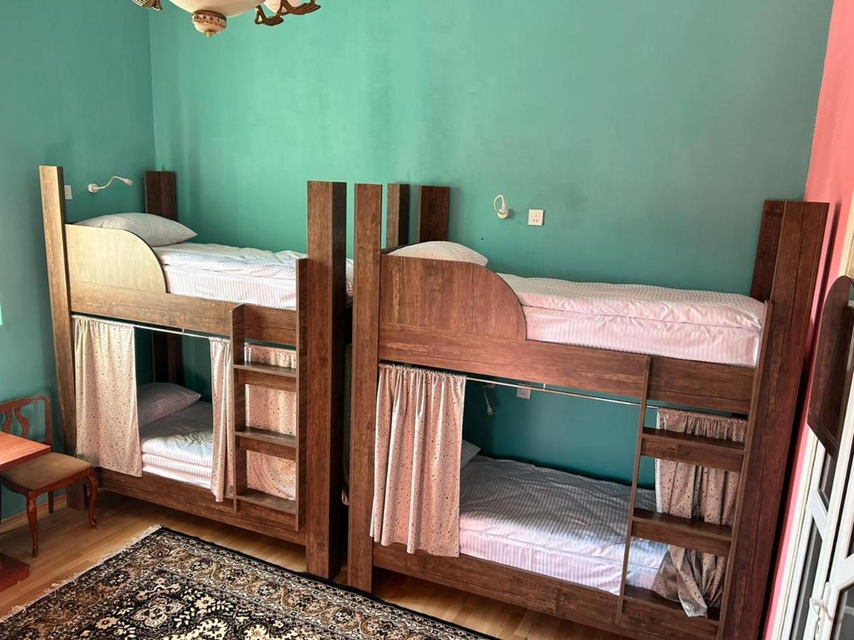 Hostel124 Баку Экстерьер фото